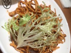 -江渔儿酸菜鱼(映月湖环宇城店)