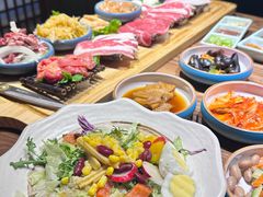 -明洞阿姨·韩式酱蟹烤肉·创意料理(三元桥店)