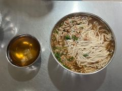 -正宗杨记普洱酸醋米线(总店)