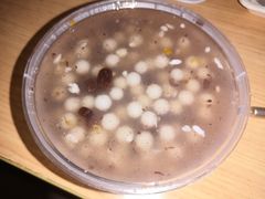 -芳婆糕团店(王府大街店)