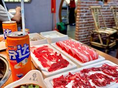 -来龍儿鲜切牛肉自助老火锅