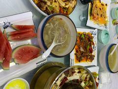 -撒拉人家.酸菜牦牛肉火锅