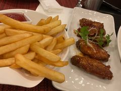 香脆薯条-WOLFGANG PUCK KITCHEN & BAR(迪士尼小镇店)