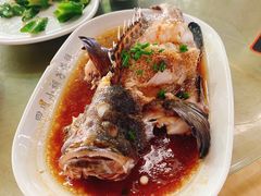 -四川小胡子海鲜(丁村万人海鲜广场店)