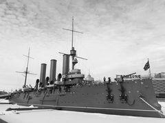 -阿芙乐尔号巡洋舰