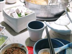 -左庭右院鲜牛肉火锅(浦江欢乐颂店)