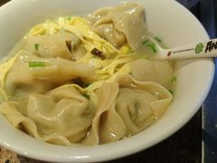 黑馄饨皮-华良切面店(航建大楼店)