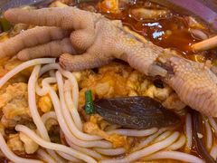 -拾味螺骨汤螺蛳粉(青年路店)