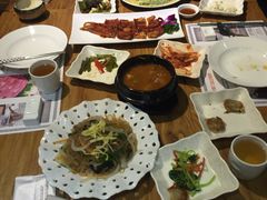 -紫霞门韩国料理烤肉(深南东路店)