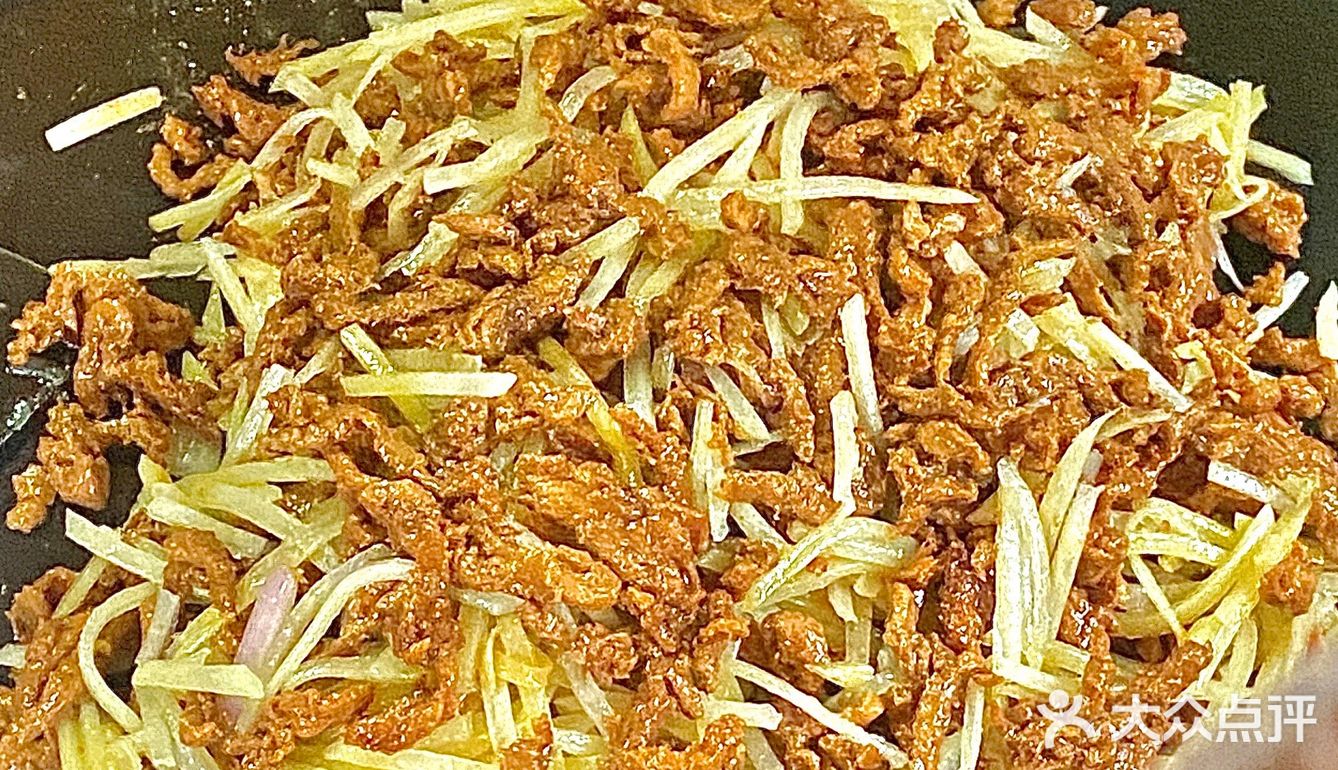 济宁5r的鸡肉土豆丝夹饼🔥老板也太实在了‼️