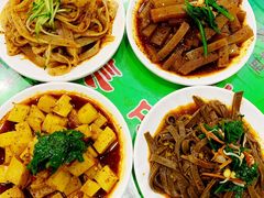 岐山擀面皮-令氏家外家周秦食府(高新店)