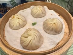 全蟹膏小笼包-桂满陇·手作小笼包&江南叫花鸡(中山公园店)