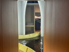 -涨巢·潮玩水疗局