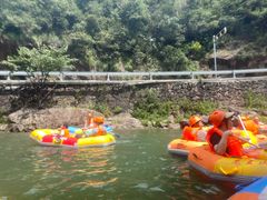 -安吉龙王山峡谷漂流