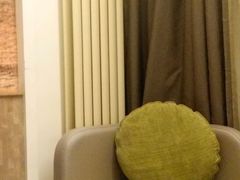 -西安大雁塔科技大学地铁站亚朵酒店