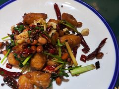 -南京金牛湖巨碗鱼头