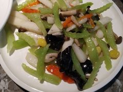 -前海沿·青岛菜(李沧万达店)