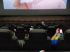 座椅间距超大-天幕新彩云国际影城(激光巨幕店)