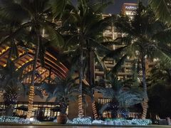 -三亚湾海居铂尔曼度假酒店