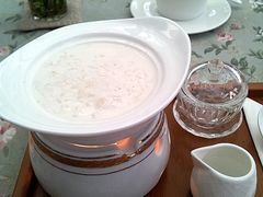 -燕庭·纯燕窝·甜品下午茶(南京西路店)