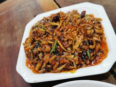 鱼香肉丝-吾介小籠館
