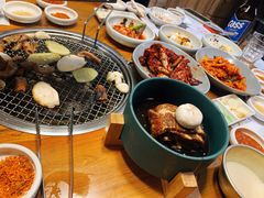-草家酱蟹炭火烤肉店(珲春南路一店)