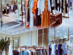 -王府井奥莱临潼小镇(临潼店)