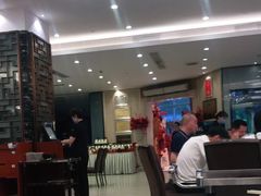 大堂-御口福·廿八年经典粤菜·驰名烧鹅 (远景路店)