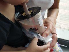 -肯德基(中纬店)