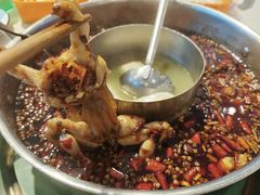 -蛙两只美蛙鱼头火锅(恒茂店)