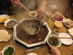 -山城年华老火锅(玉林店)