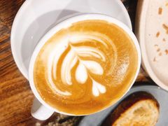 -FLOVIE FLORIST CAFE