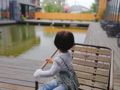 -田园东方蜜桃村的田野营地