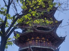 -龙华寺