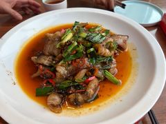 -有红鸡毛店·川菜(建设路店)