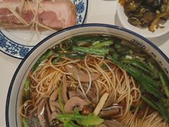 -镇南锅盖面馆(解放路店)