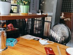 大堂-喝丢一只鞋海鲜烧烤·海肠捞饭(文体街店)