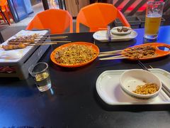 -威记烧嘢·南宁烧烤·超级生牛(绿地店)