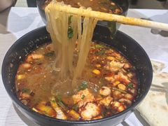 -牵人麻辣粉(粉巷店)