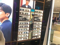 -宝岛眼镜(群光广场店)