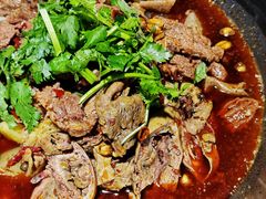 苏稽鲜烧牛肉-大众跷脚牛肉馆·非遗传承单位(峨眉山店)