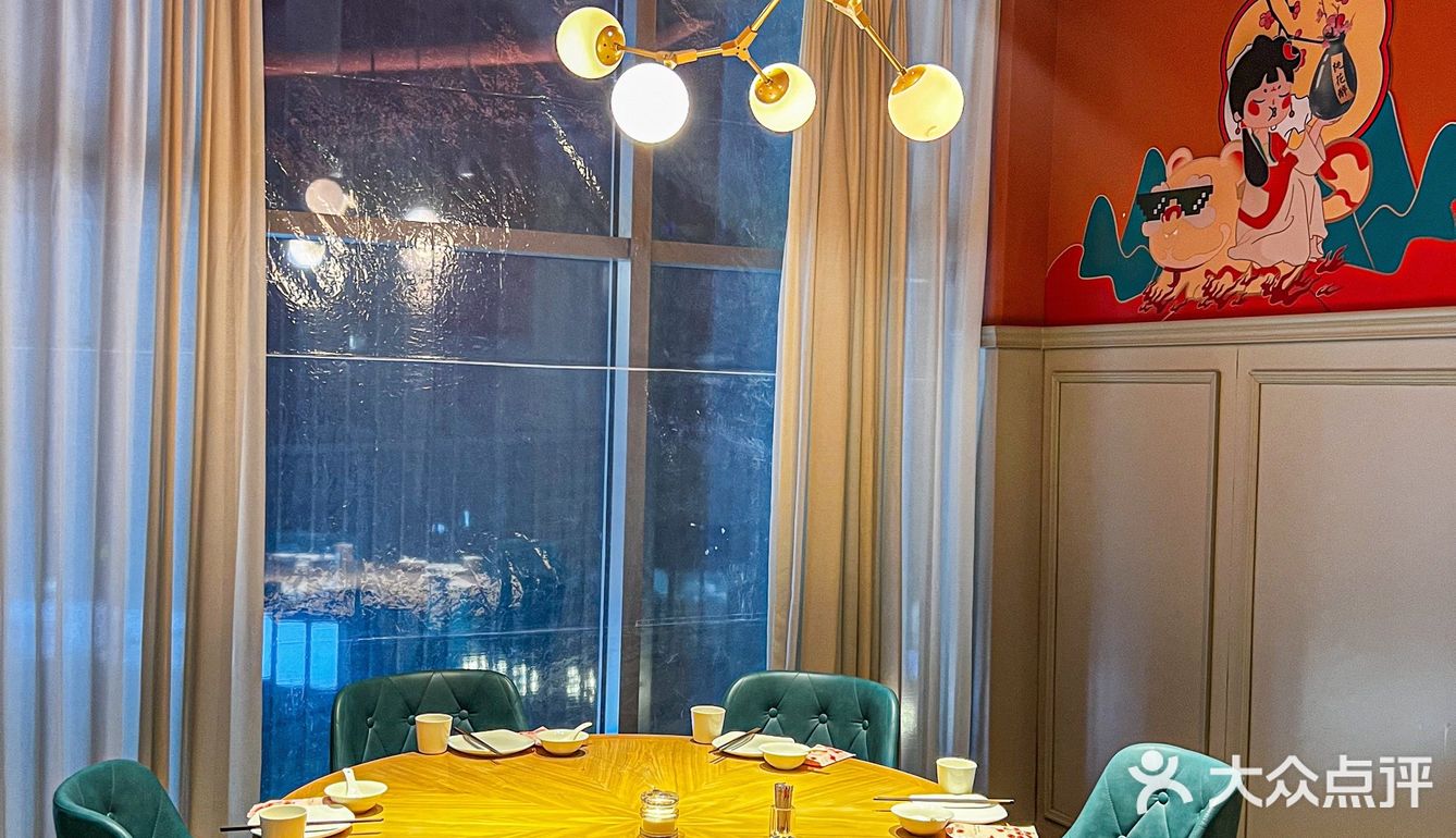 在花海餐厅享用高端东北菜|红樱桃花园餐厅
