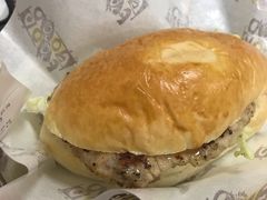 -L猪扒包(天河购书中心店)