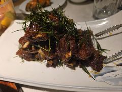 -聚友斋(陶瓷琉璃馆水晶街店)