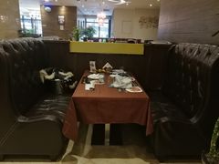 卡座-尊品牛排(沙湾印象汇店)