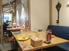 -渝信川菜 · 川味家常菜(财富购物中心店)