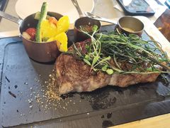 碳烤进口眼肉配时蔬-YUE·6·西式融合餐厅(外滩六号店)