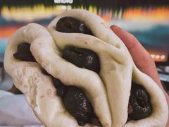 杂粮面包-白玉兰传统小吃