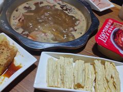 -傣妹火锅(南京东路一店)