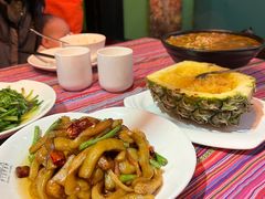 -香巴拉云南餐厅(华莱坞店)